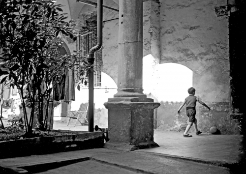 Junge in Bergamo / Italien